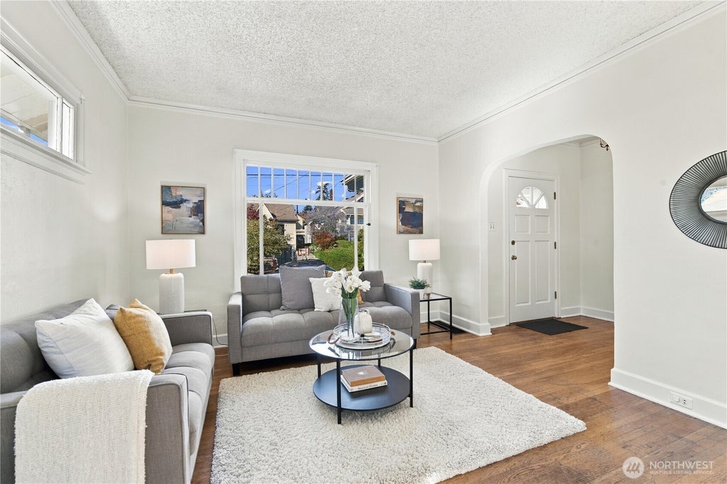 Photo of 343 NW 74th ST, Seattle, WA 98117 (MLS # 2592024)