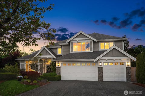 Photo of 27212 SE 12th Place, Sammamish, WA 98075 (MLS # 2546318)