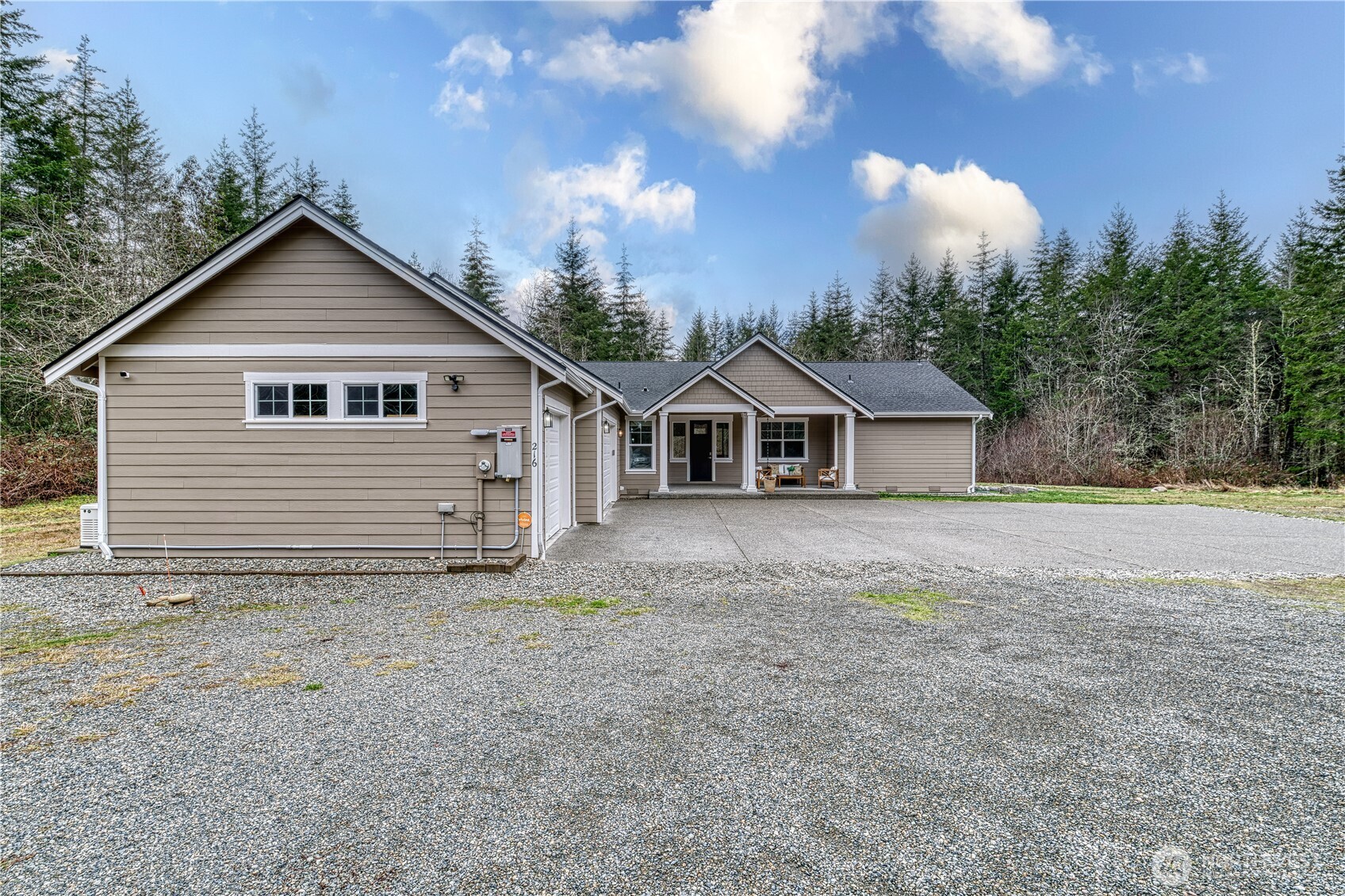 216 Cornwall Road NW