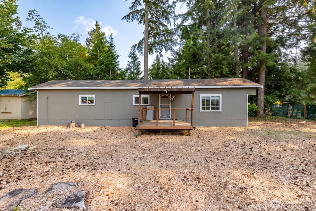 Photo of 8397 Golden Valley Boulevard, Maple Falls, WA 98266 (MLS # 2553892)