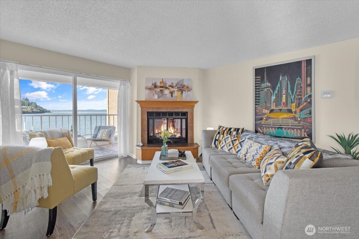 6321 Seaview Avenue NW #11