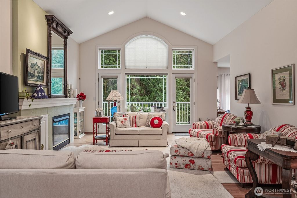 Photo of 42 Nantucket Place, Port Townsend, WA 98368 (MLS # 2492712)