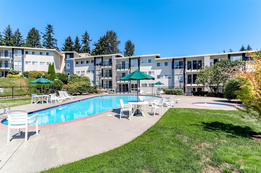 Photo of 12631 NE 9th Place #C307, Bellevue, WA 98005 (MLS # 1985383)