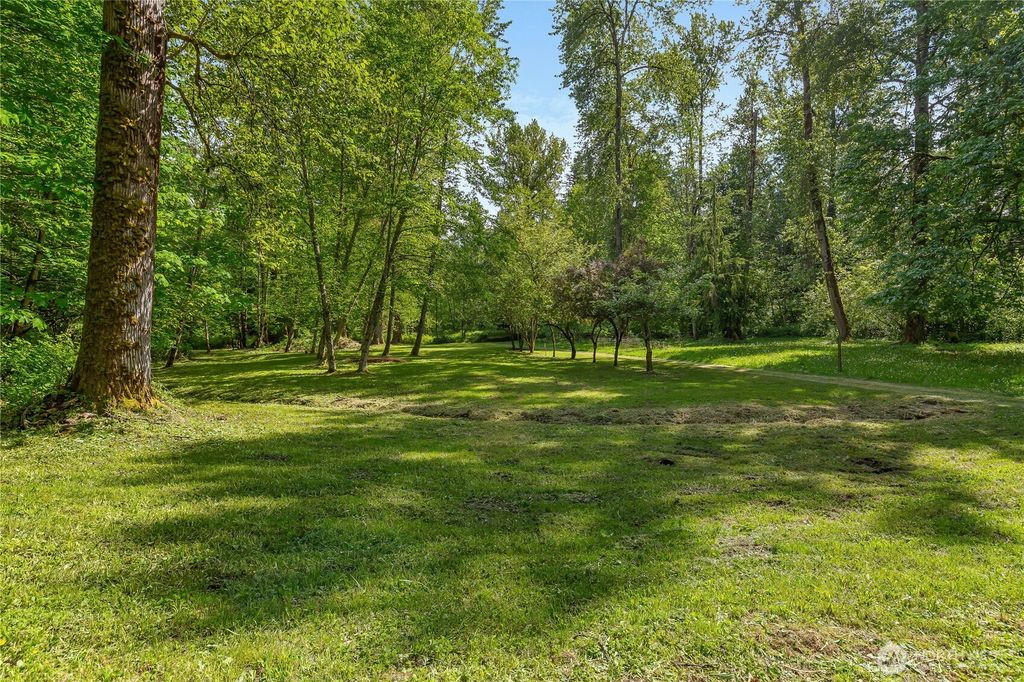 Photo of 0 xx NE Union Hill Road, Redmond, WA 98053 (MLS # 2376675)