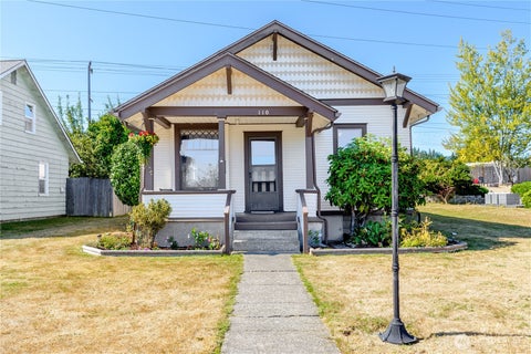 Photo of 110 W 14th ST, Port Angeles, WA 98362 (MLS # 2572364)