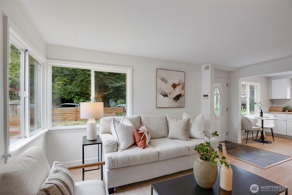 Photo of 8149 SW 34th Avenue SW, Seattle, WA 98126 (MLS # 2395830)