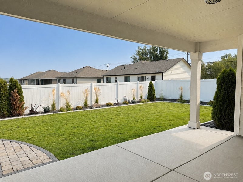 4212 W Sandy Court