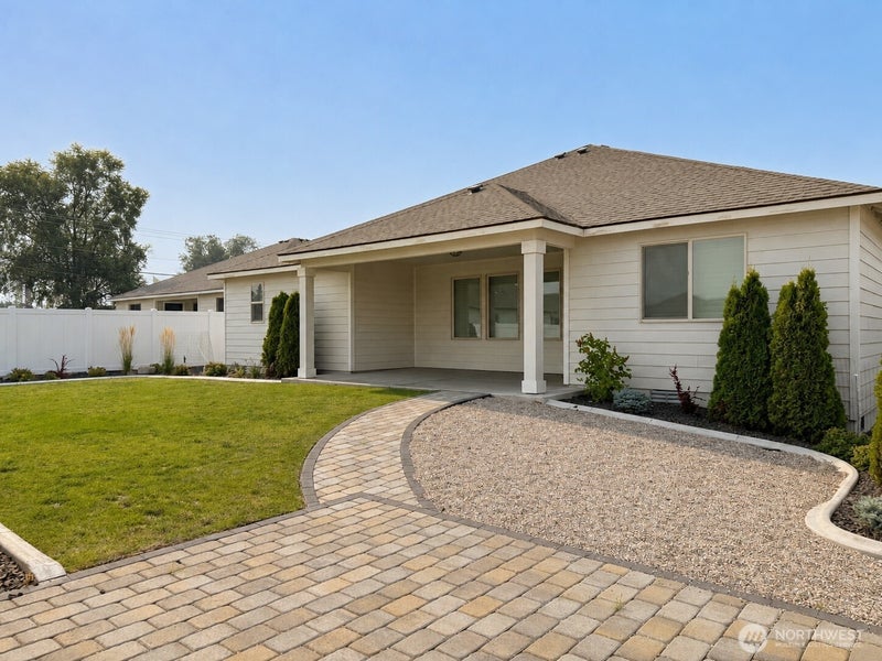 4212 W Sandy Court