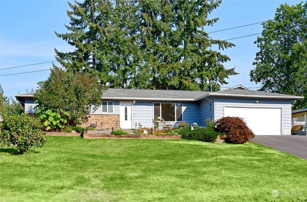 Photo of 20719 Crawford Road, Lynnwood, WA 98036 (MLS # 2005603)