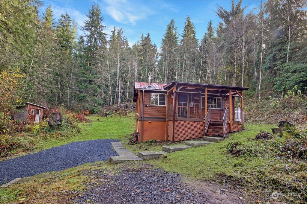 Photo of 17422 6th Street SE, Snohomish, WA 98290 (MLS # 2180801)
