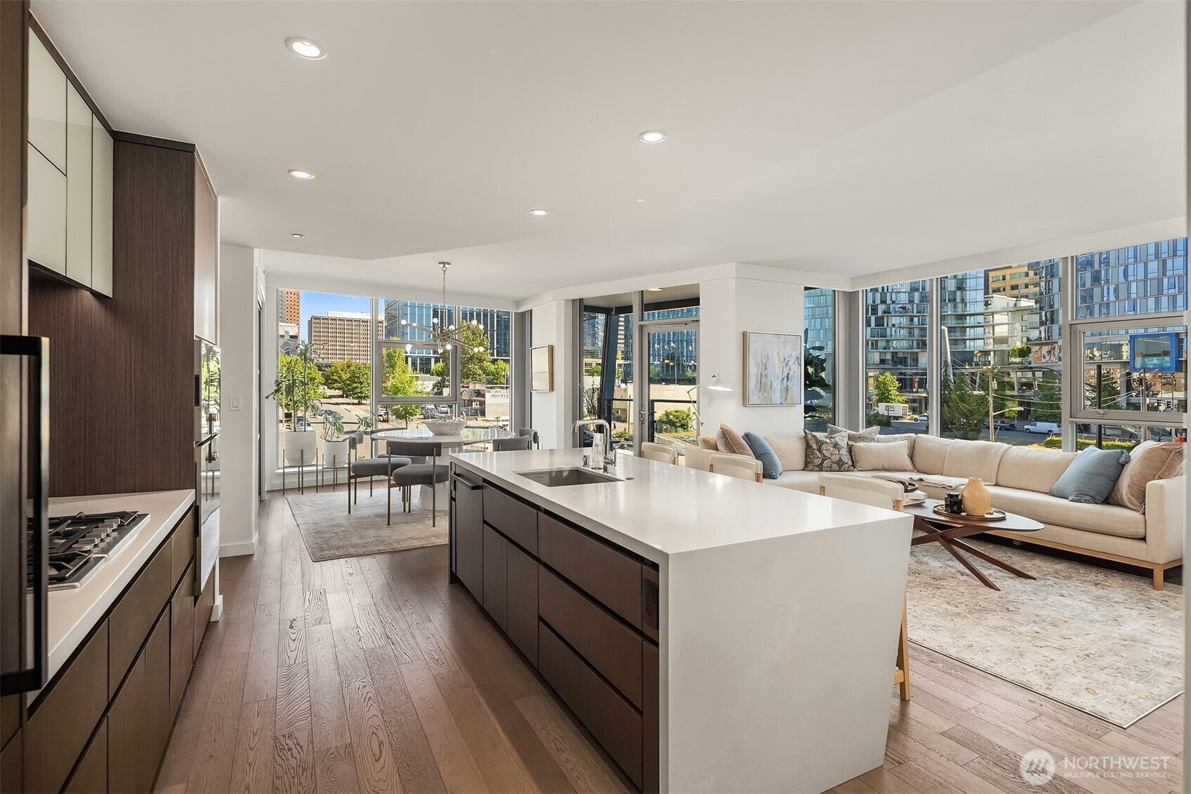 188 Bellevue Way NE 311
