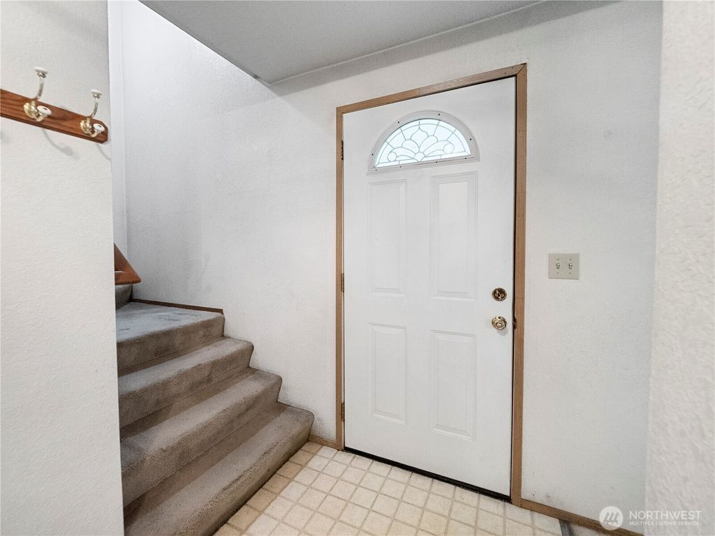 Photo of 32009 162nd Avenue SE, Auburn, WA 98092 (MLS # 2428554)