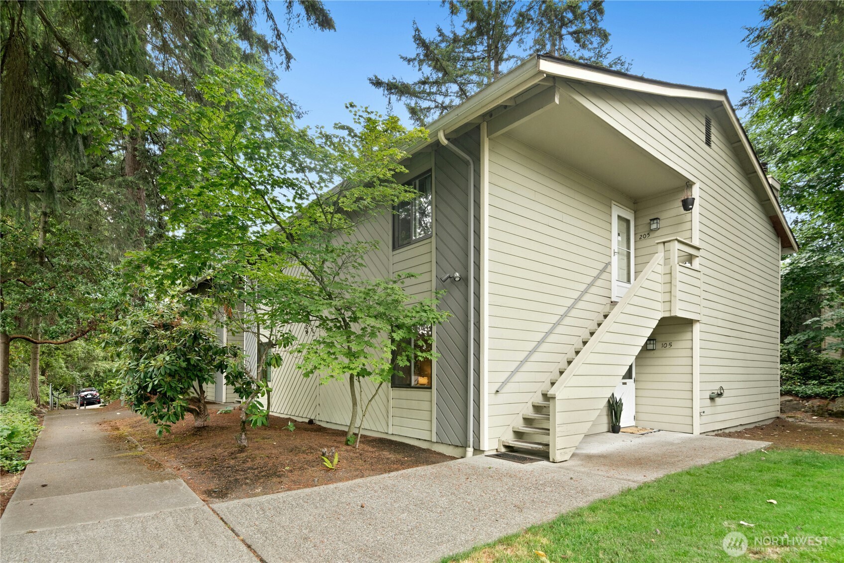 5506 SW 220th St SW A203