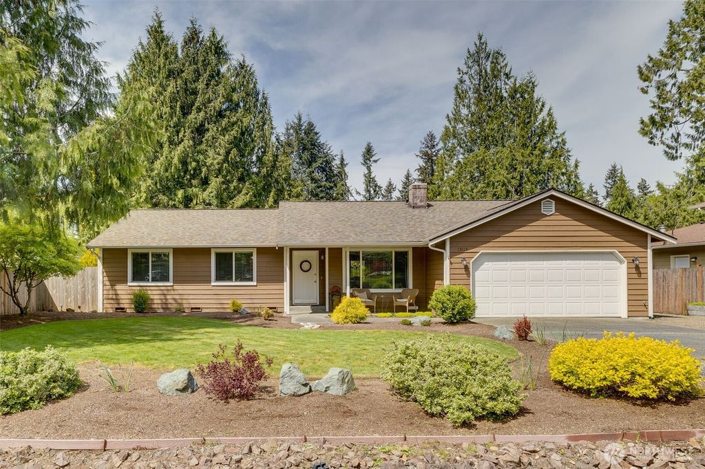 Photo of 15115 3rd Lane NE, Duvall, WA 98019 (MLS # 2516318)