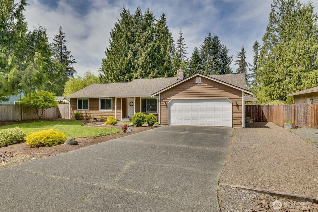 Photo of 15115 3rd Lane NE, Duvall, WA 98019 (MLS # 2516318)