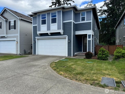 Photo of 927 Vine Maple Street SE, Lacey, WA 98503 (MLS # 2542128)