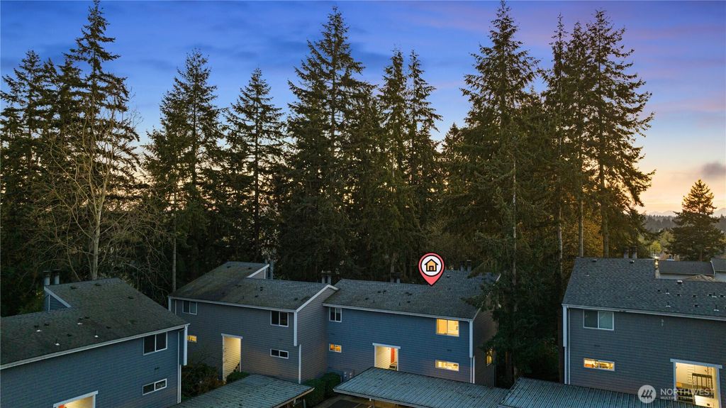 Photo of 3029 127th Place SE #J22, Bellevue, WA 98005 (MLS # 2378130)