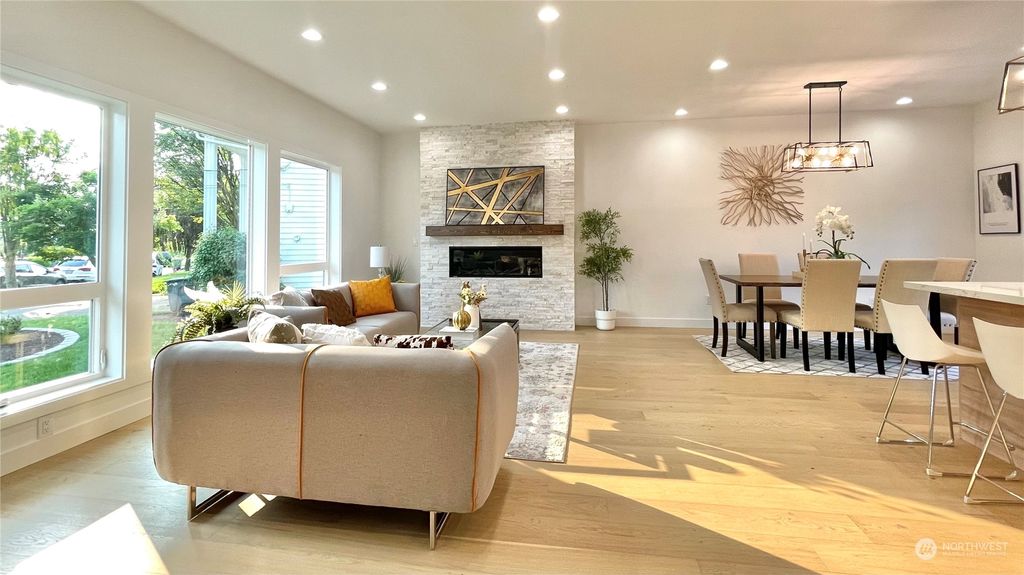 Photo of 152 154th Place NE, Bellevue, WA 98007 (MLS # 2184471)