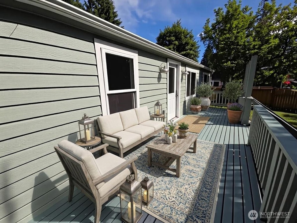 Photo of 482 Hilltop Drive, Sedro Woolley, WA 98284 (MLS # 2552473)