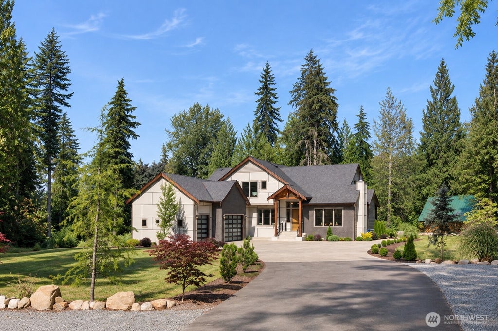 Photo of 12103 202nd Street SE, Snohomish, WA 98296 (MLS # 2582952)