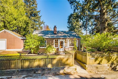 Photo of 1501 N Mason Avenue, Tacoma, WA 98406 (MLS # 2505921)