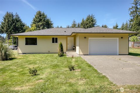 Photo of 44 Hale Avenue, Hoquiam, WA 98550 (MLS # 2522437)