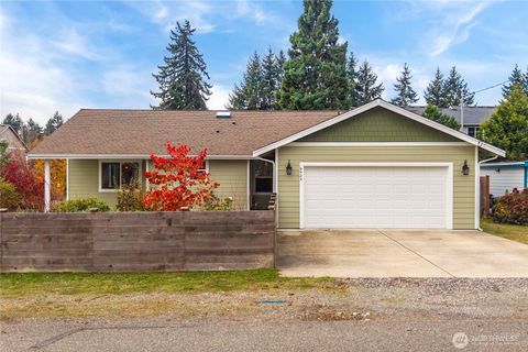Photo of 6424 52nd Avenue W, Tacoma, WA 98467 (MLS # 2454383)