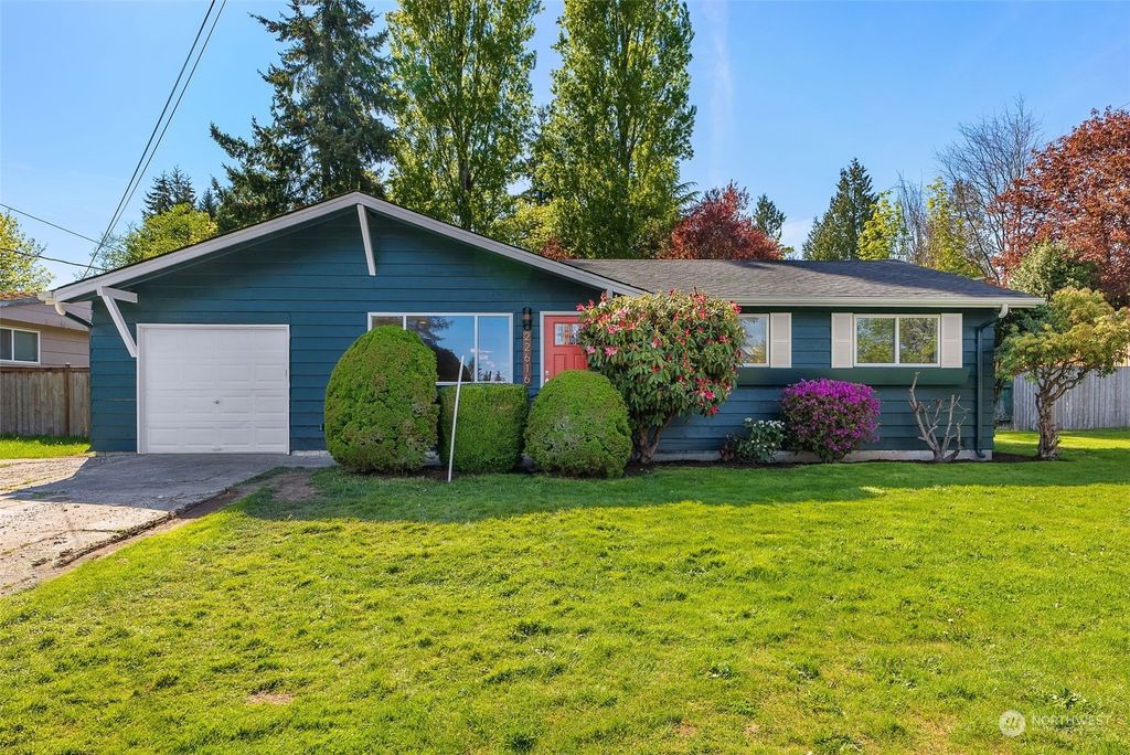 Photo of 22616 48th Avenue W, Mountlake Terrace, WA 98043 (MLS # 2059694)
