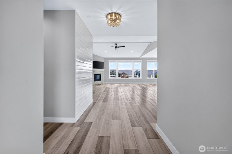 1009 Mountain Springs Drive