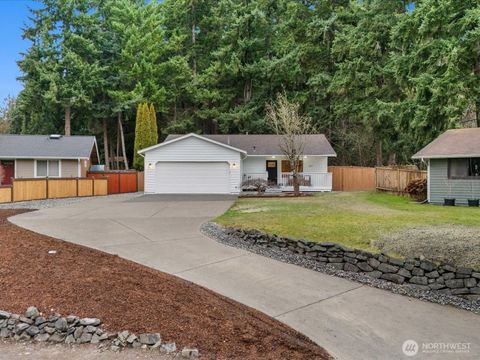 Photo of 1900 Alder Place, Milton, WA 98354 (MLS # 2466416)