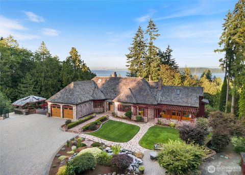 Photo of 1381 Alaska Avenue SE, Port Orchard, WA 98366 (MLS # 2413354)