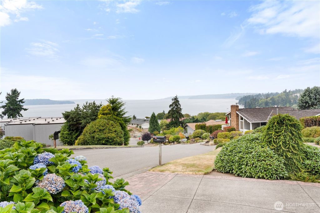 Photo of 28624 8th Place S, Federal Way, WA 98003 (MLS # 2417115)