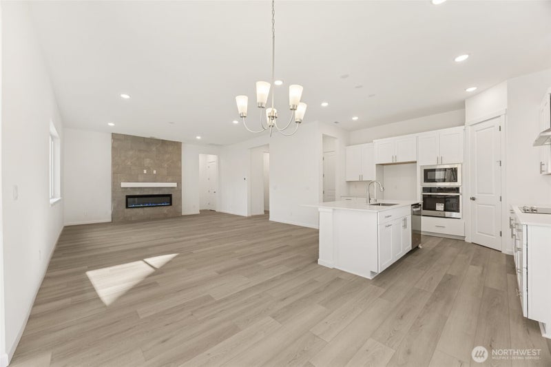 341 N 55th Street 30