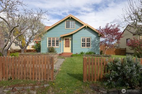 Photo of 2712 Victor Street, Bellingham, WA 98225 (MLS # 2508693)