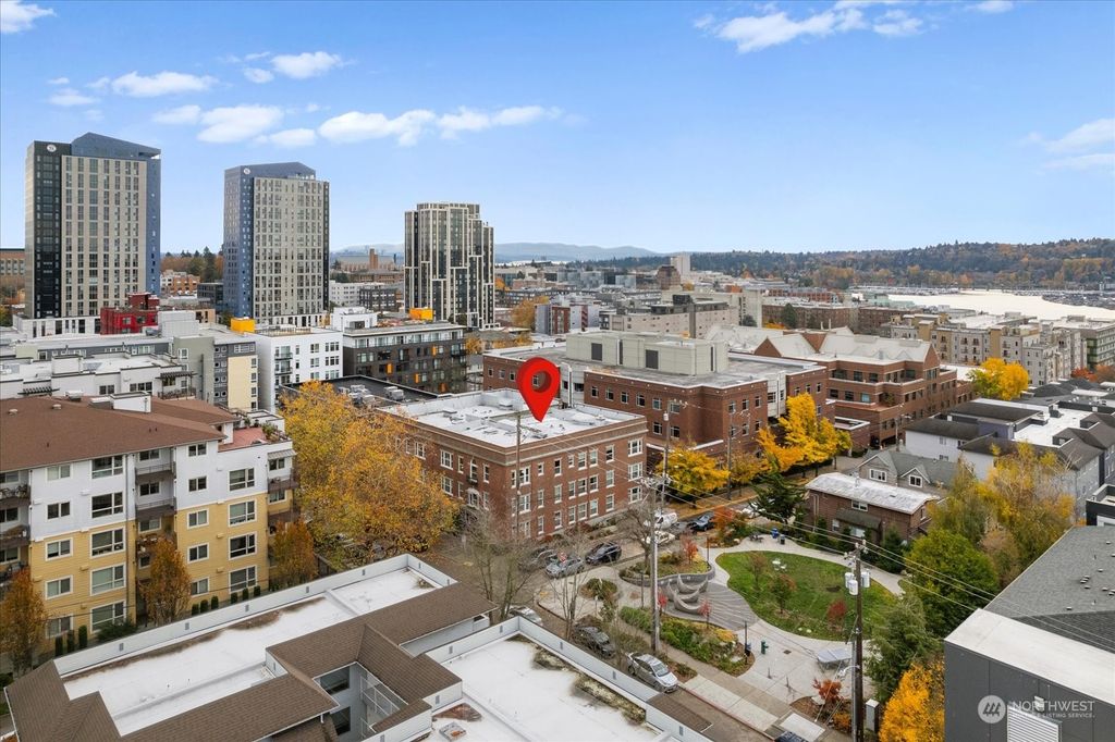 Photo of 901 NE 43rd Street #104, Seattle, WA 98105 (MLS # 2180002)