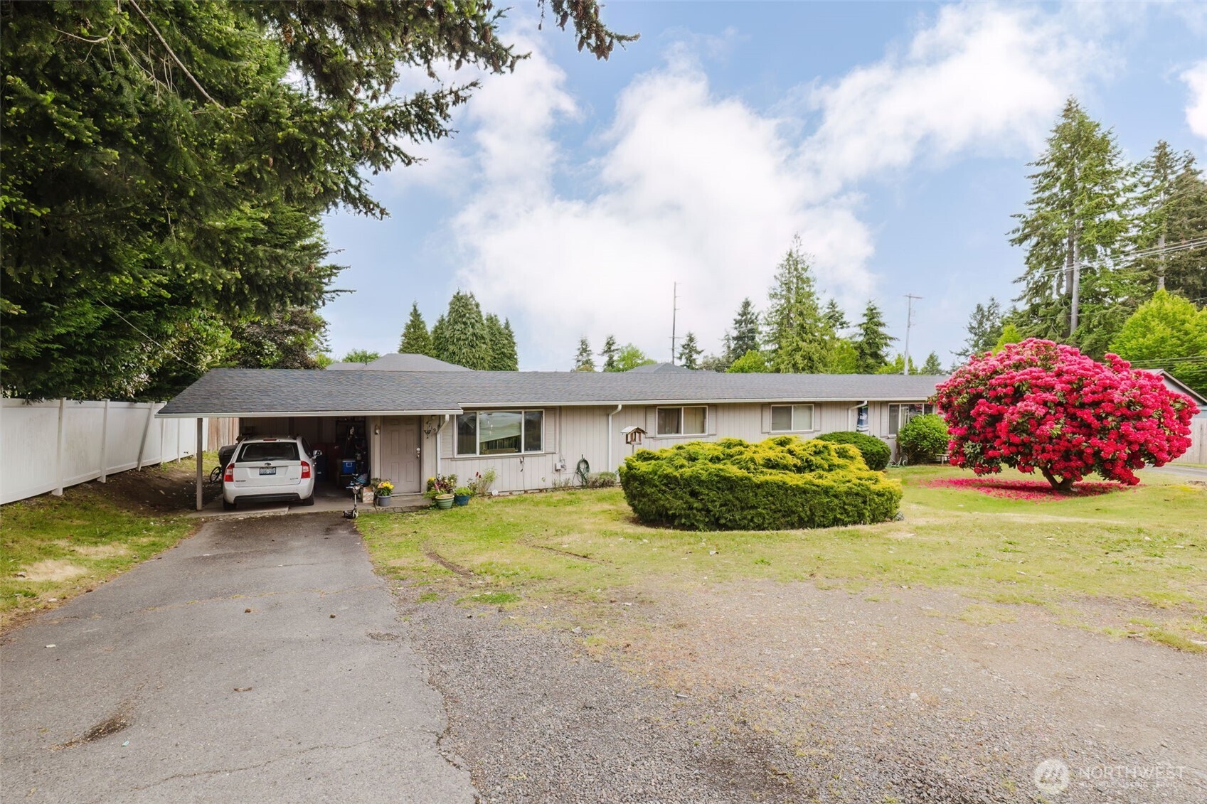 4719 Sunset Drive W