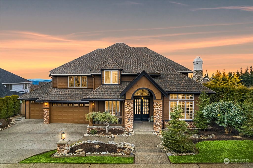 Photo of 6716 Cascade Avenue SE, Snoqualmie, WA 98065 (MLS # 2038186)