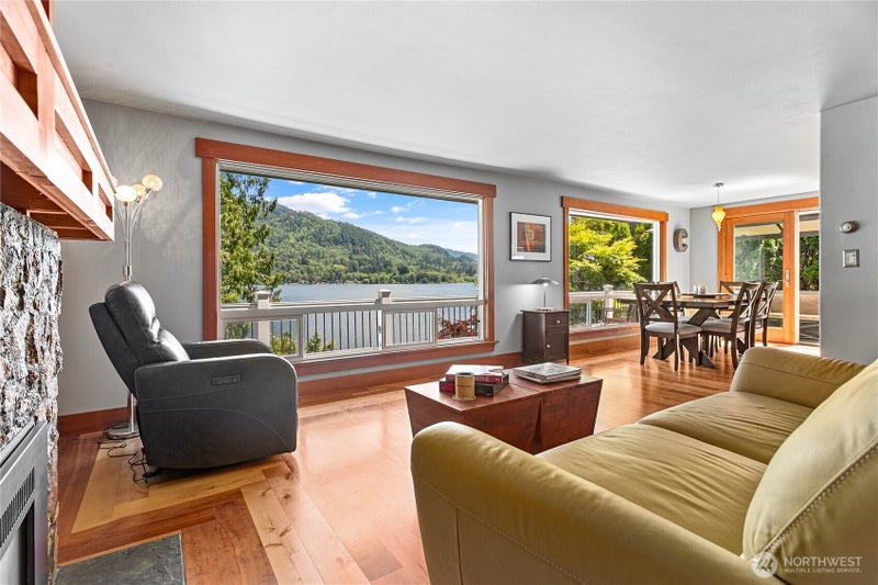 482 W Lake Samish Drive