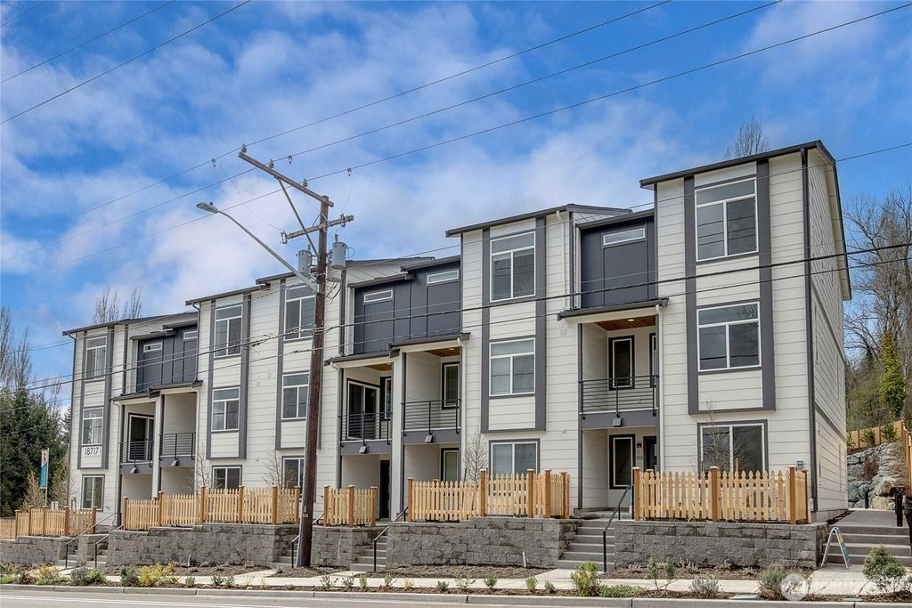 Photo of 18717 68th Avenue NE #105, Kenmore, WA 98028 (MLS # 2441346)