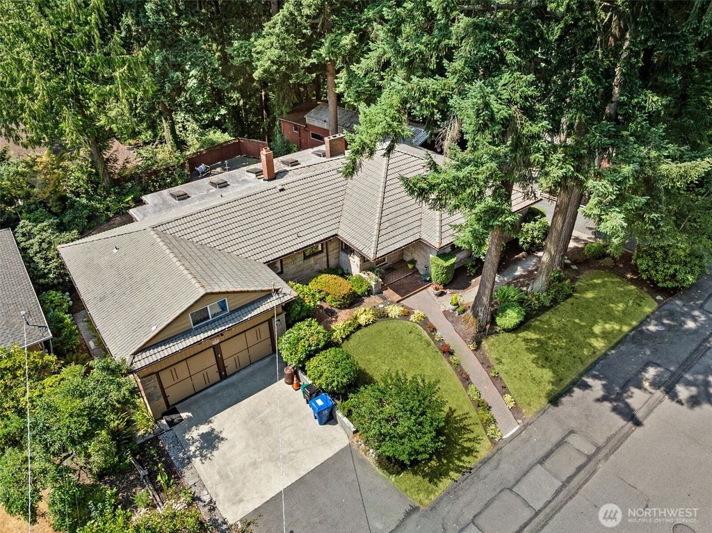 Photo of 13237 8th Avenue NW, Seattle, WA 98177 (MLS # 2417200)