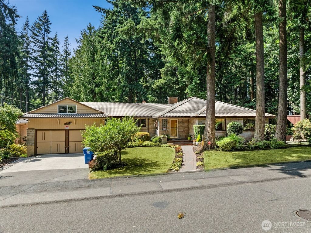 Photo of 13237 8th Avenue NW, Seattle, WA 98177 (MLS # 2417200)
