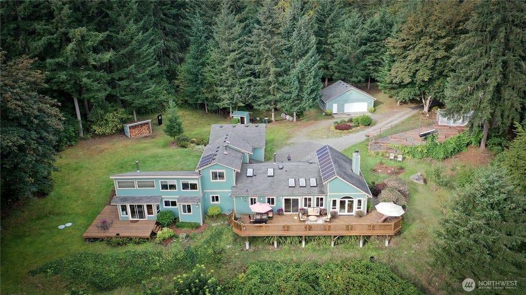 Photo of 11510 Snowcap Lane SE, Rainier, WA 98576 (MLS # 2562774)