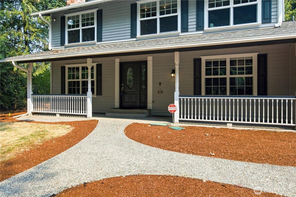Photo of 17664 SE 303rd Street, Kent, WA 98042 (MLS # 2564491)