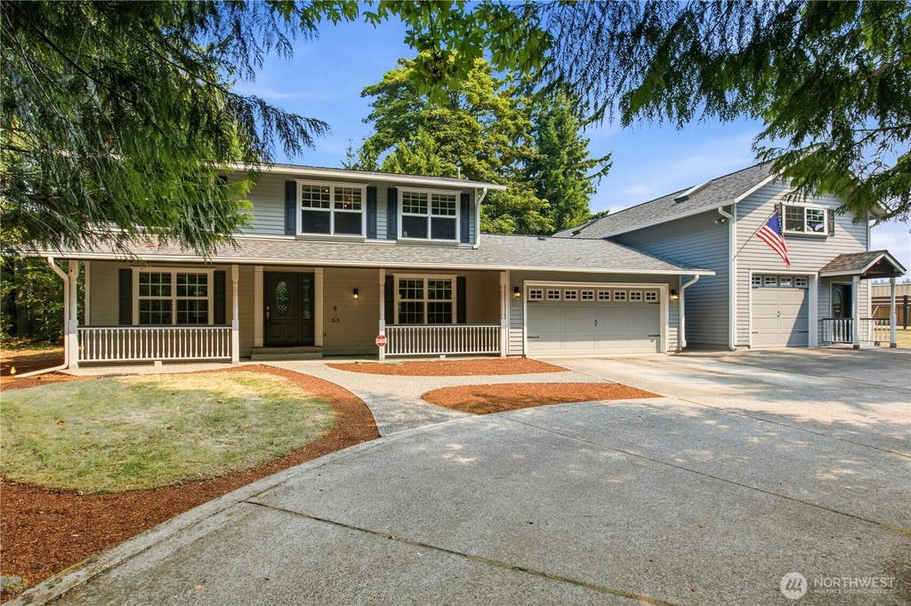 Photo of 17664 SE 303rd Street, Kent, WA 98042 (MLS # 2564491)