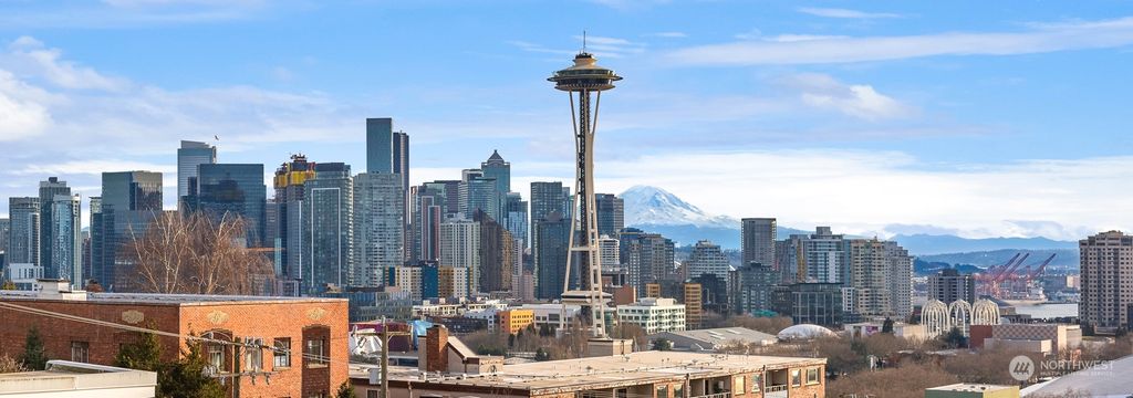Photo of 15 Prospect Street #B201, Seattle, WA 98109 (MLS # 2324713)