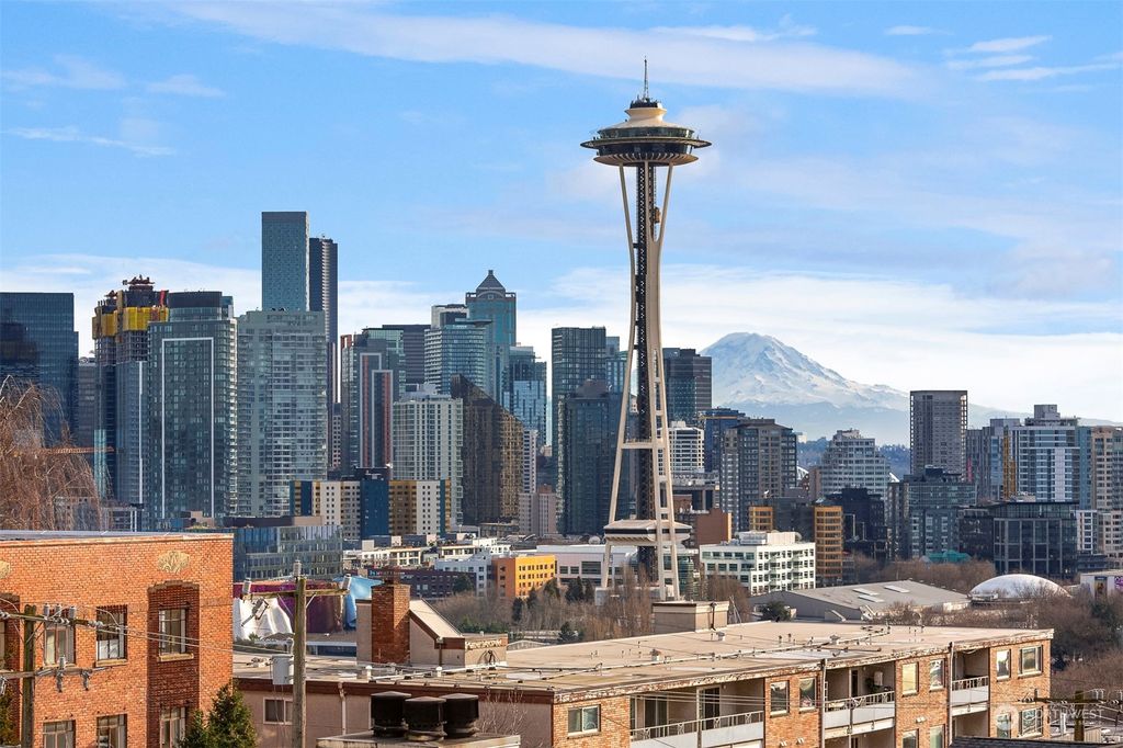 Photo of 15 Prospect Street #B201, Seattle, WA 98109 (MLS # 2324713)