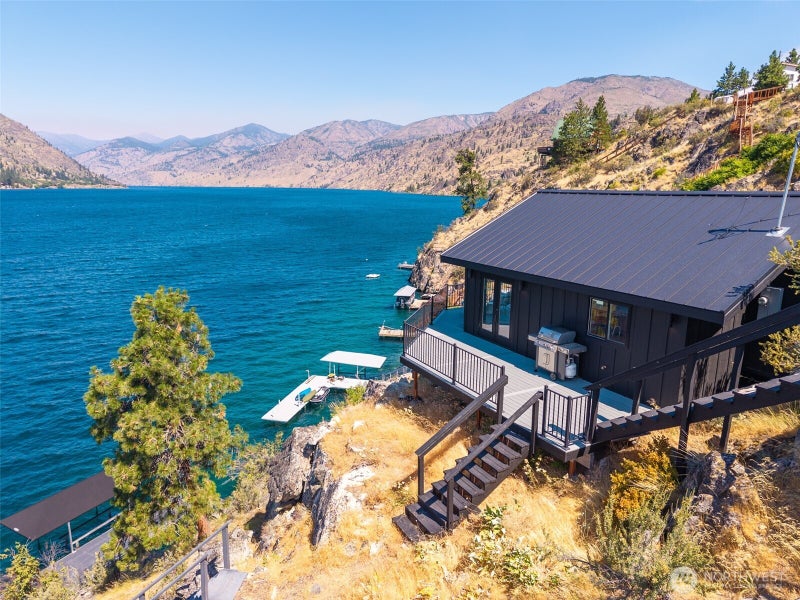 152 Waterfront Terrace Lane