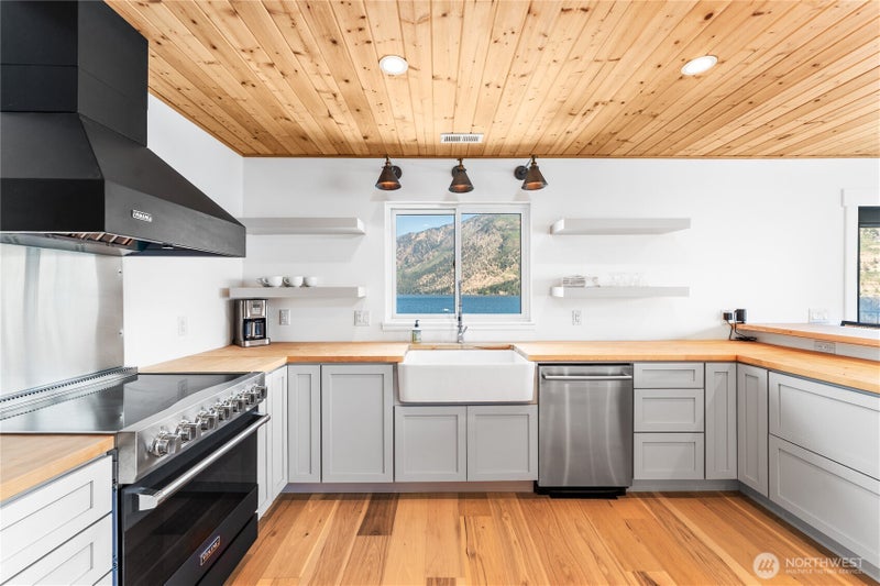 152 Waterfront Terrace Lane