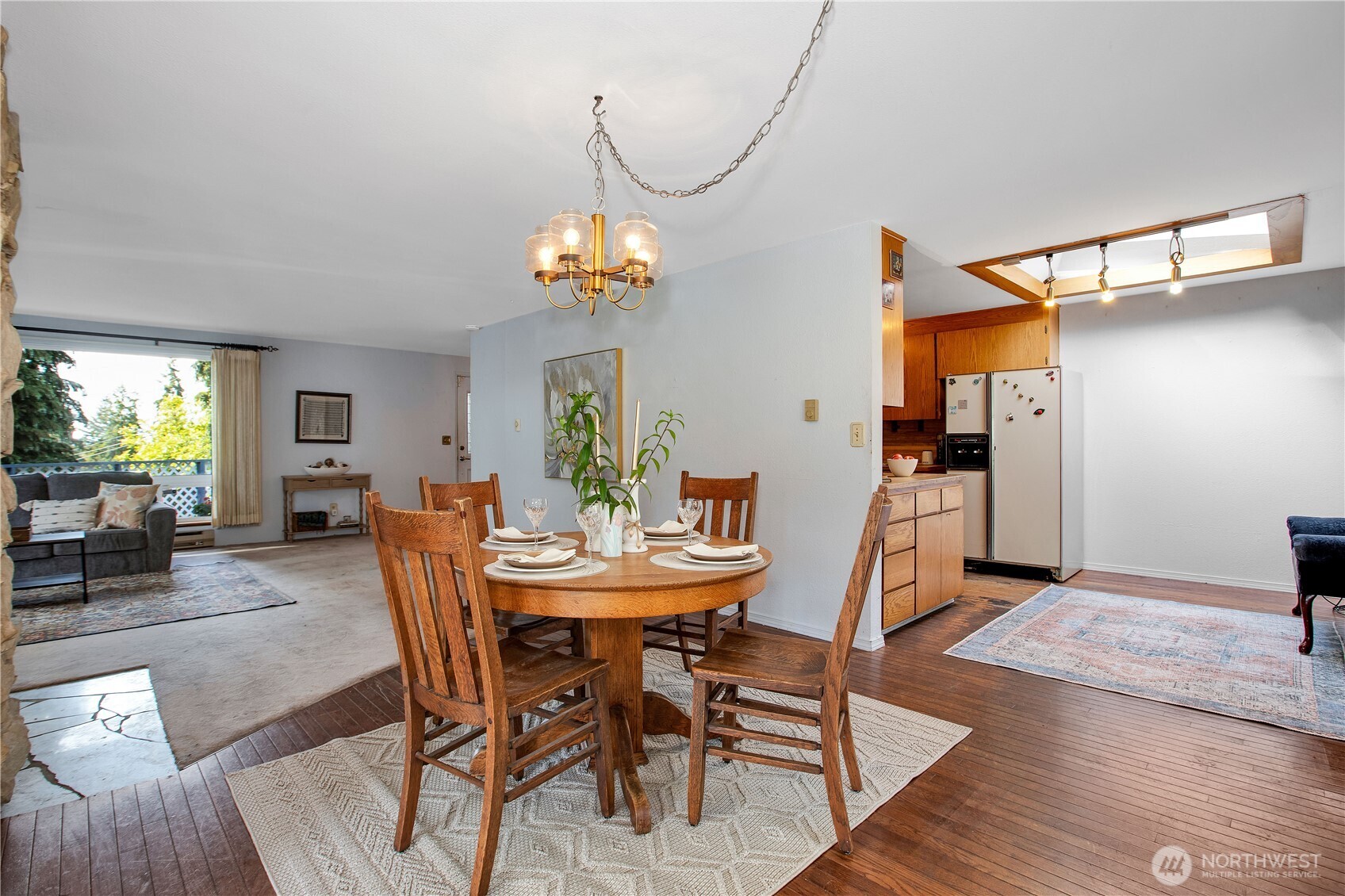 4302 Elwood Drive W