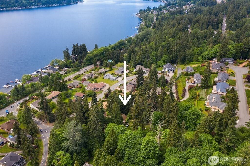 332 Louis Thompson Road NE